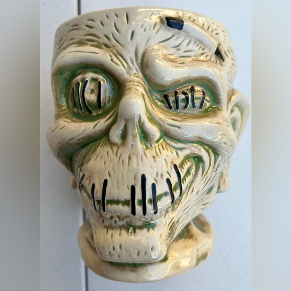 Disney Other - Disneyland Trader Sam’s Shrunken Zombie Head Tiki Mug 2nd Edition Unused